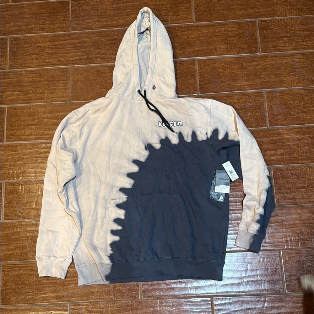 Volcom Black and White Sweatshirt Hoodie